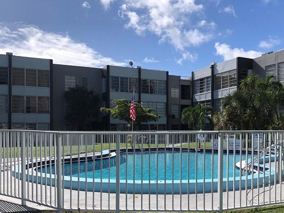 Designer River View Apartments Φορτ Λόντερντεϊλ Εξωτερικό φωτογραφία